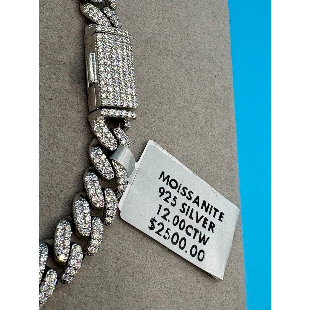 NWT 12ct Moissanite Iced-Out Cuban Bracelet in 925 Sterling - Picture 6 of 8